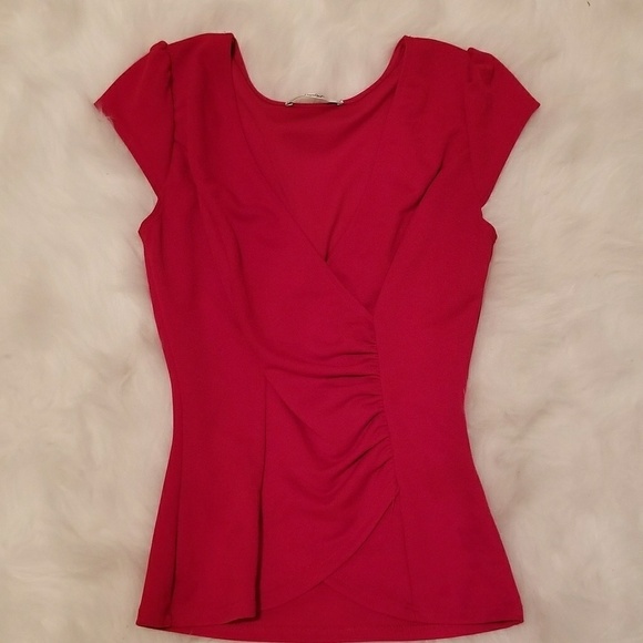 Red Fitted Top - Picture 1 of 3